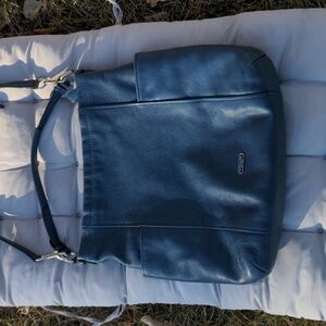 Coach Park Leather Hobo Bag F31323 Blue Outer Pockets Double Strap Crossbody